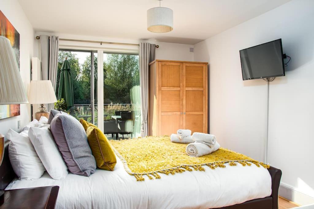 Blueberry Cottage - Lower Mill Estate Somerford Keynes Bagian luar foto
